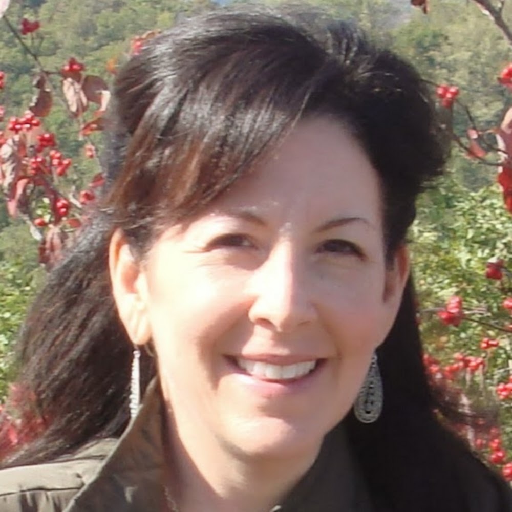 Meet your Posher, Carol